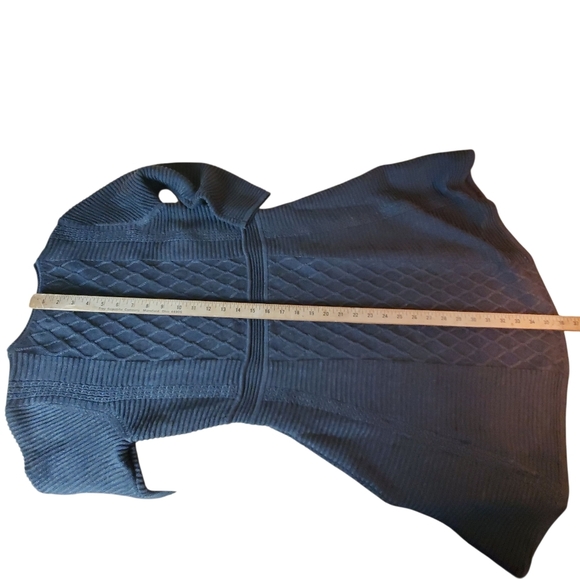 Marc New York Gray V-Neck Knit Dress.  NWT. MED. #0163 - Picture 11 of 12